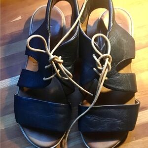 BUENO Sandal, Women's 6.5/7, Leather, Black, Yara Flats, Lace Up Tie, Bohemian